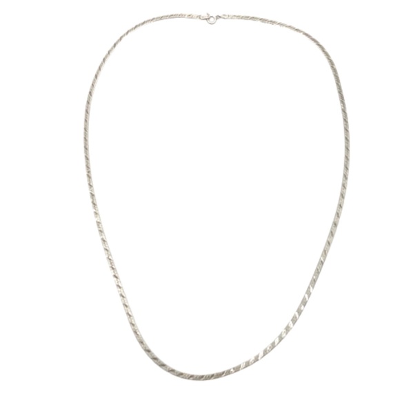 VINTAGE~solid sterling silver~24" ITALIAN FLAT DIAMOND-ETCHED CHAIN NECKLACE